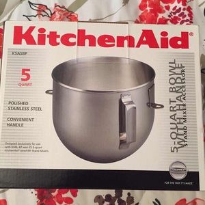 KitchenAid 5 quart SS mixing bowl with handle